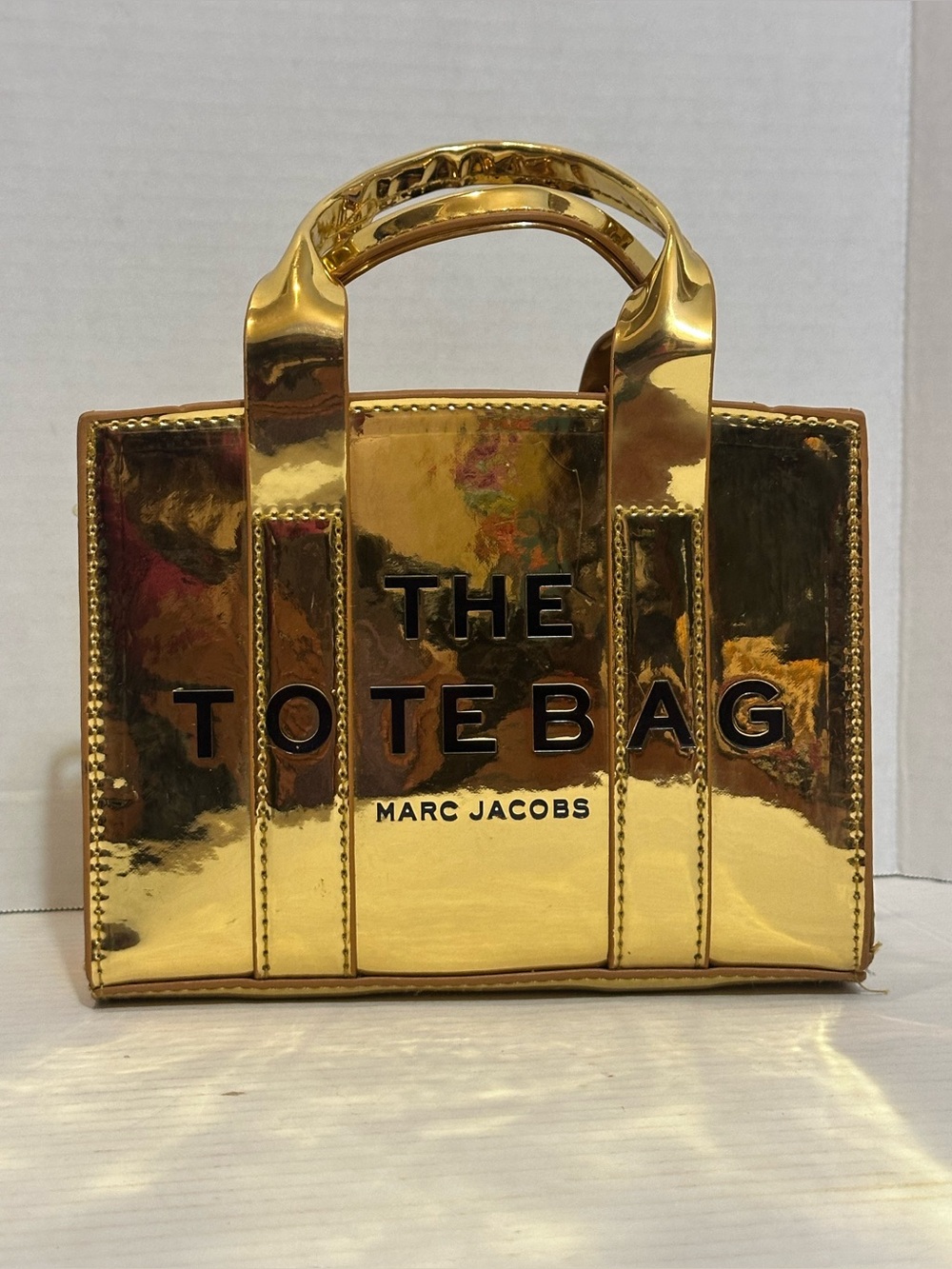 Marc Jacobs Mini Logo Zip Tote Detachable Strap Inner Pockets